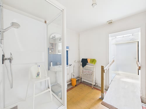 4 bed house for sale near Nécy