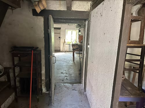 House to renovate near Noth