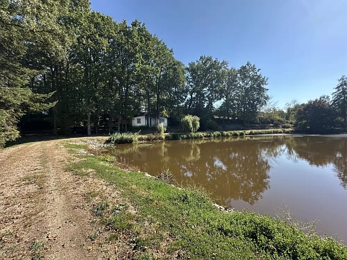 Plot of land for sale near Noth