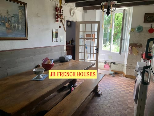 4 bed house for sale near Paillé