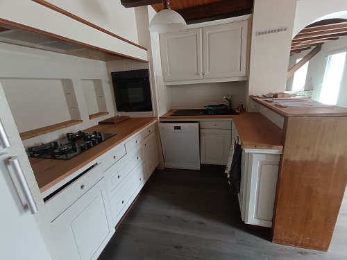 4 bed detached house for sale near Perret