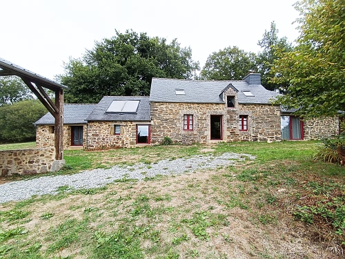 3 bed detached house for sale near Perret