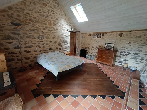 3 bed detached house for sale near Perret