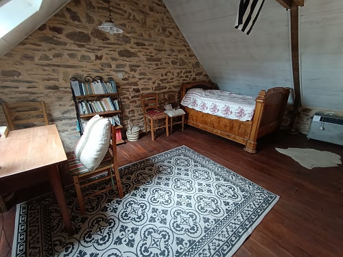 3 bed detached house for sale near Perret