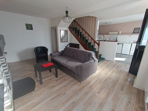 2 bed detached house for sale near Perret