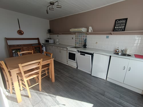 2 bed detached house for sale near Perret