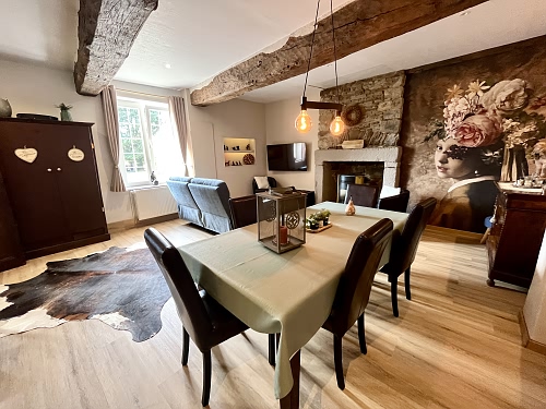 6 bed gite complex for sale near Perrou