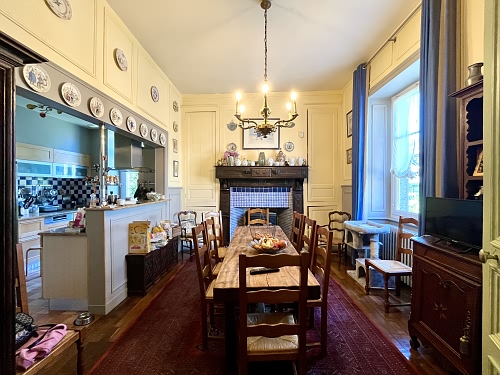 8 bed detached house for sale near Perrou