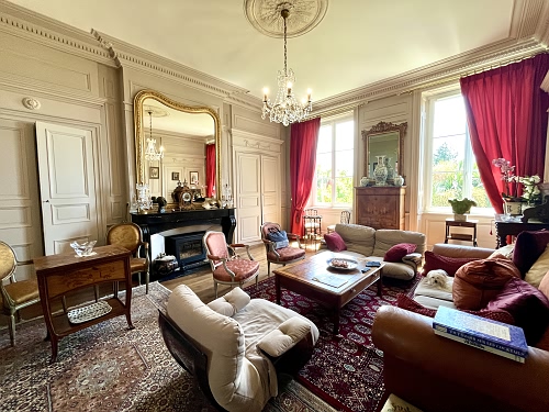 8 bed detached house for sale near Perrou