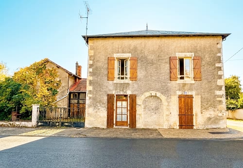5 bed detached house for sale near Pliboux