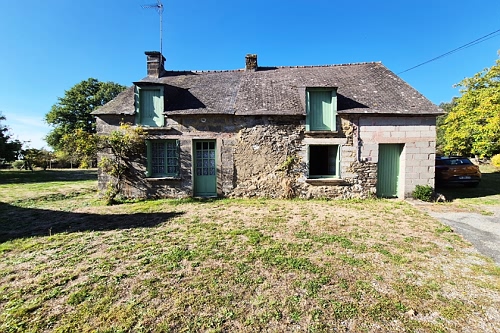 1 bed detached house for sale near Taupont