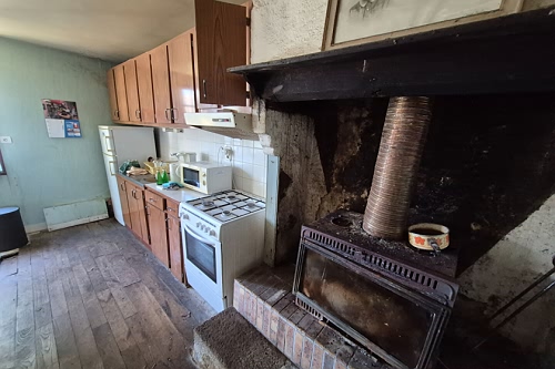 1 bed detached house for sale near Taupont