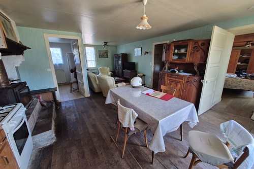 1 bed detached house for sale near Taupont