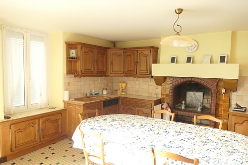 3 bed detached house for sale near Vengeons