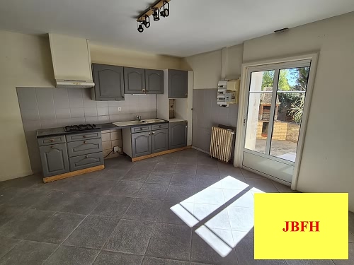 4 bed house for sale near Viennay